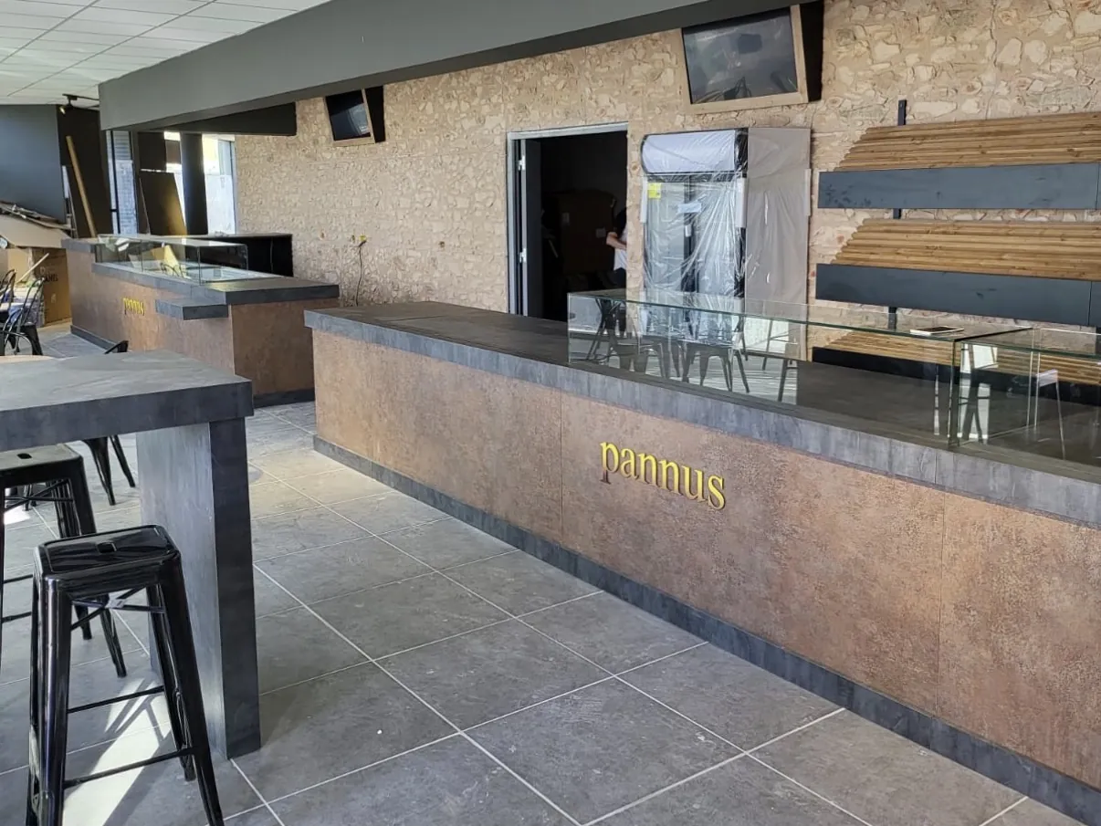 Montajes audiovisuales y equipamiento